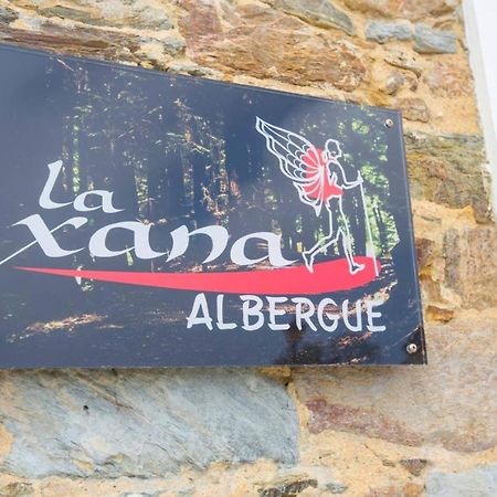 Albergue La Xana La Caridad Bagian luar foto