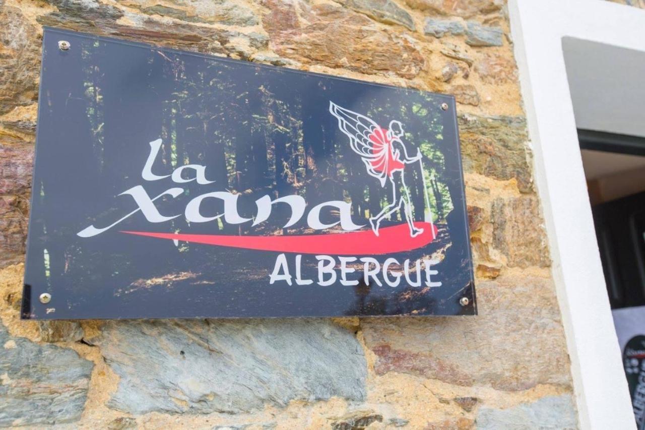 Albergue La Xana La Caridad Bagian luar foto